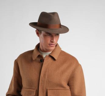 chapeau traveller francais Phoenix